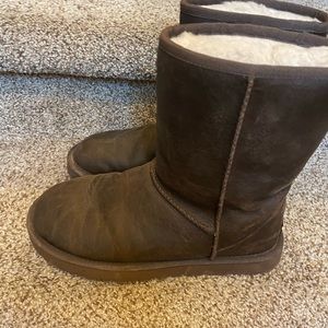 UGG Womens Shorts Boots size 8